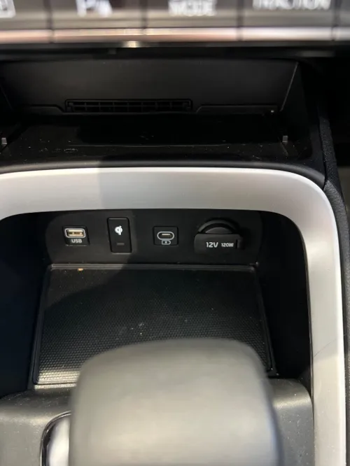 Kia Sonet  2025 primium
