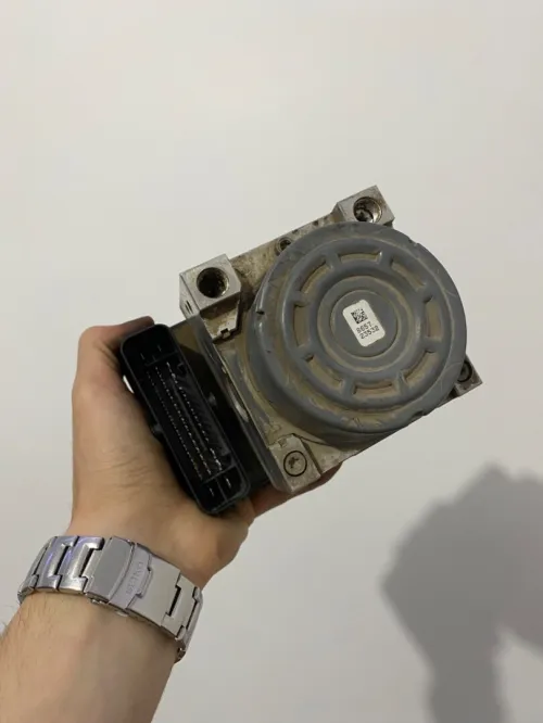 Pompe Abs VW Golf Audi A3 