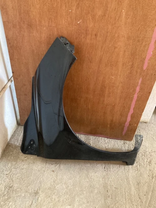 Aile clio 4 noir avant droite