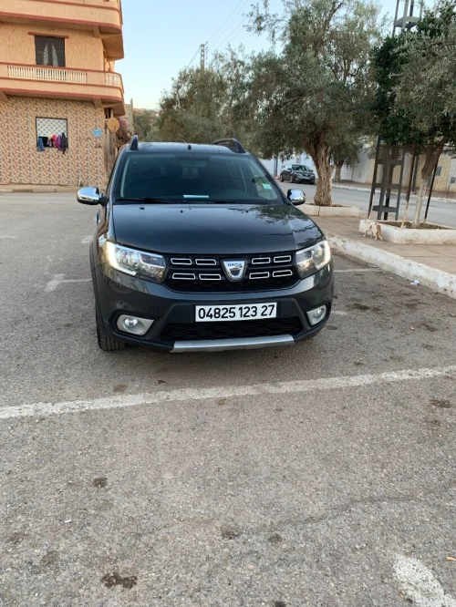 Dacia Stepway 2023 Setpway 1,6 ess