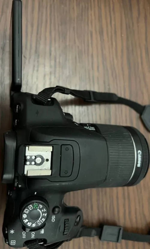 APPAREIL PHOT EOS 700