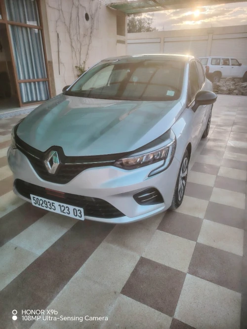 Renault Clio 5  2023 Equilibre
