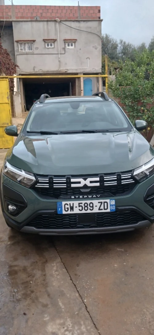 Dacia Sandero 2024 Stepway gold plus