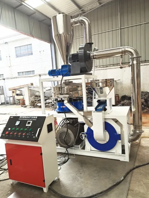 Machine de protection de profilé pvcآلة إنتاج التشكيل الجانبي PVC