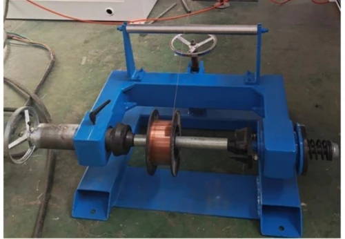 Machine de fabrication de gaine éléctrique orange
