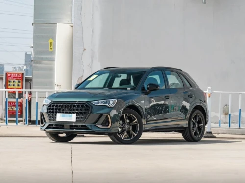 Audi Q3 2025 S line