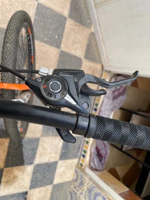 Vélo SUPER BAROS 2025