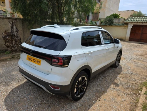 Volkswagen Tacqua 2025 Full