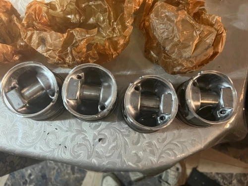 pistons 1.6 hdi 90ch STD