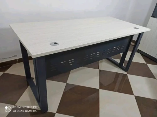 Bureau pietment métallique épissure 22mm