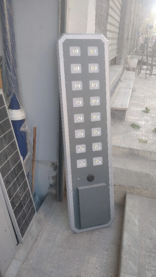 Luminaire solaire all in one