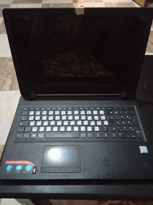 Pc portable la maque lenovo 