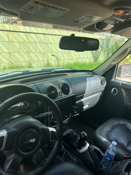 Jeep Cherokee liberty 2002 4x4 limited