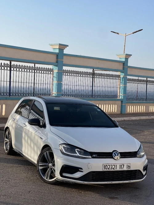 Volkswagen Golf 7 2017 R line
