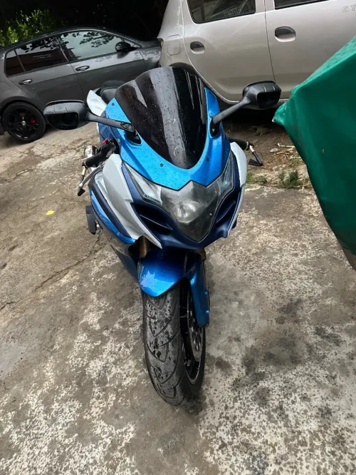 Suzuki Gsr 2010