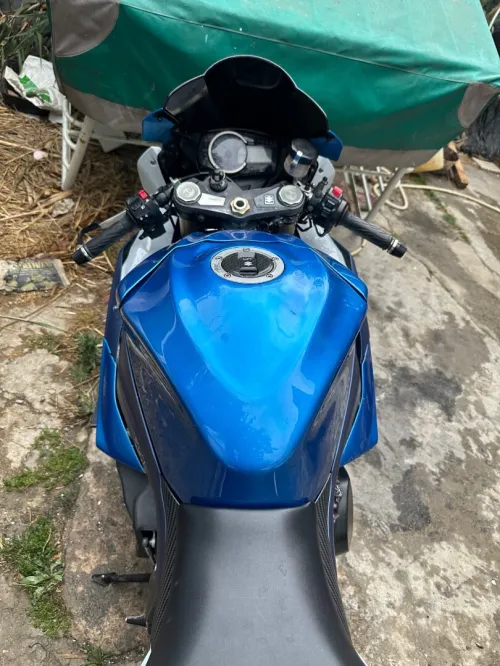 Suzuki Gsr 2010