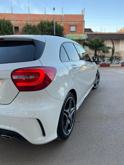 Mercedes Classe A 2015 180  Exclusif +