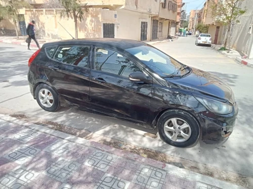Hyundai Accent RB  4 portes 2012 Accent RB  4 portes