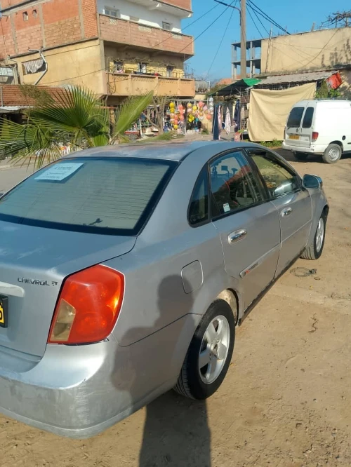 Chevrolet Optra 4 portes 2005 Optra 4 portes