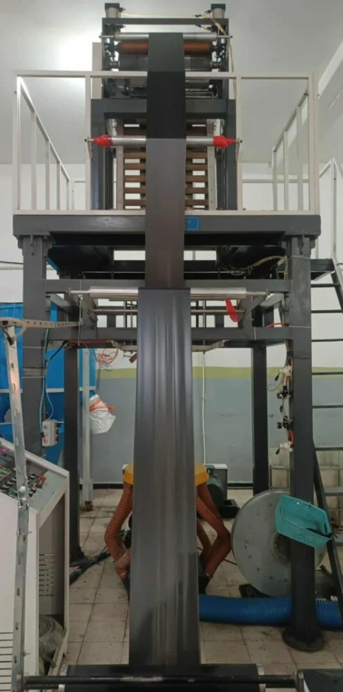 Extrudeuse et 2 Achou
