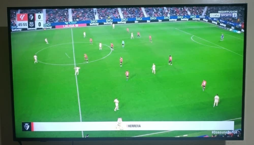 Téléviseur LG UHD modèle 2025