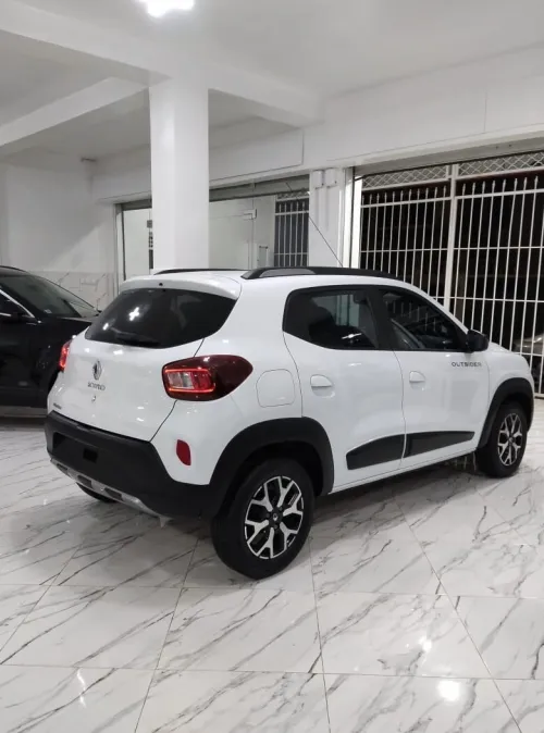 Renault Kwid 2024 Outsider