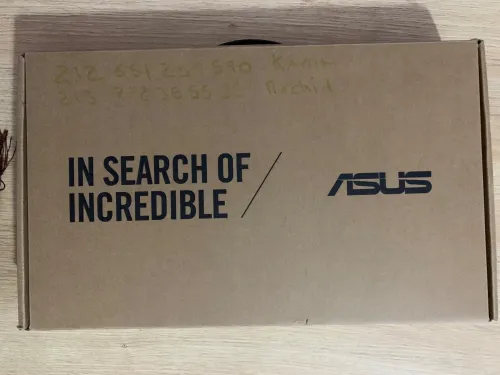 ASUS VivoBook 14