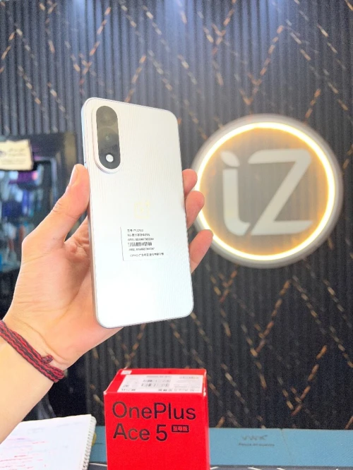 One plus One plus ace 5 ultra