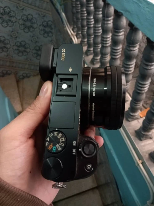 Sony a 6000