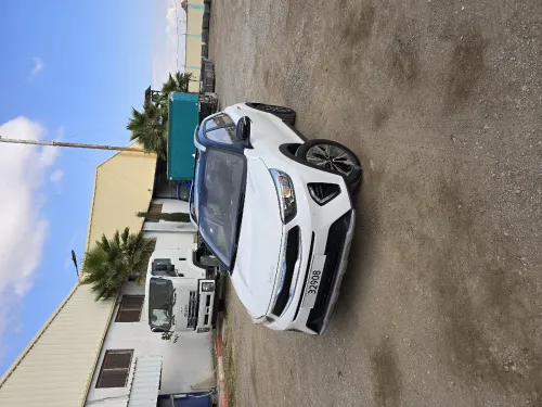 Kia KX1 2025 
