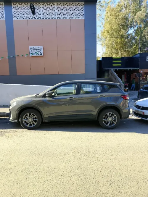 Geely Coolray 2025 