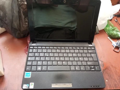 Eee