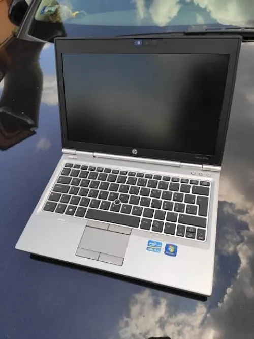 HP Elitebook 2570p Core i5 / 4 Go Ram / HDD 500 Go