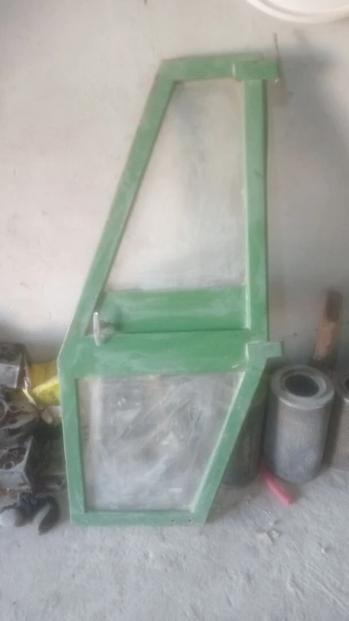 porte cabinet tracteur باب كابيني جرار تراكتور