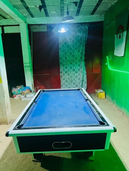 BILLIARD et baby foot et Play 4