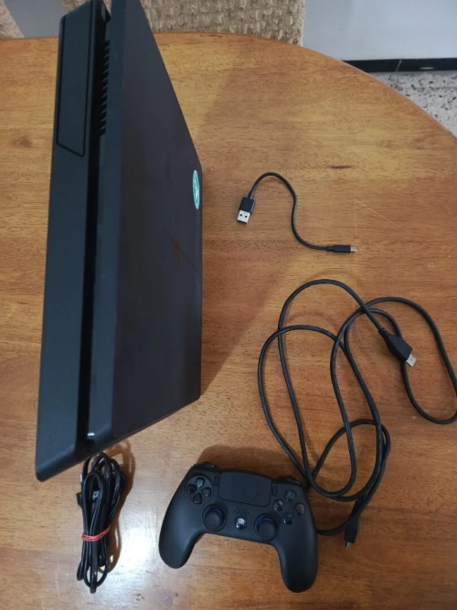 Ps4  slim 1t version 13.04 Europe