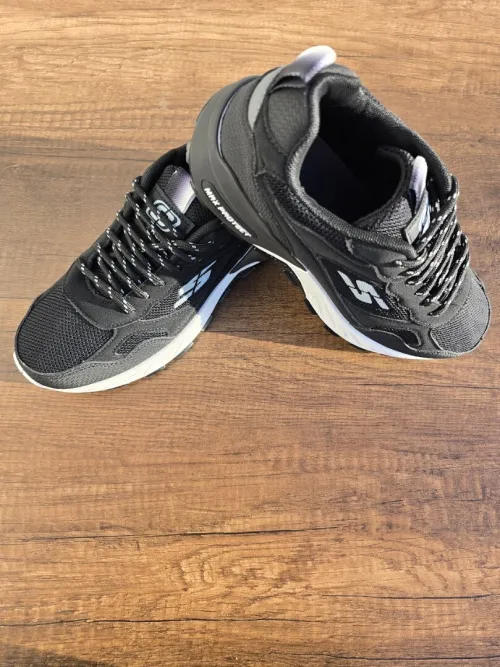 Skechers