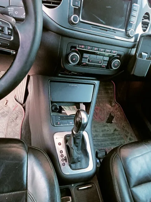 Volkswagen Tiguan 2011 Carat +