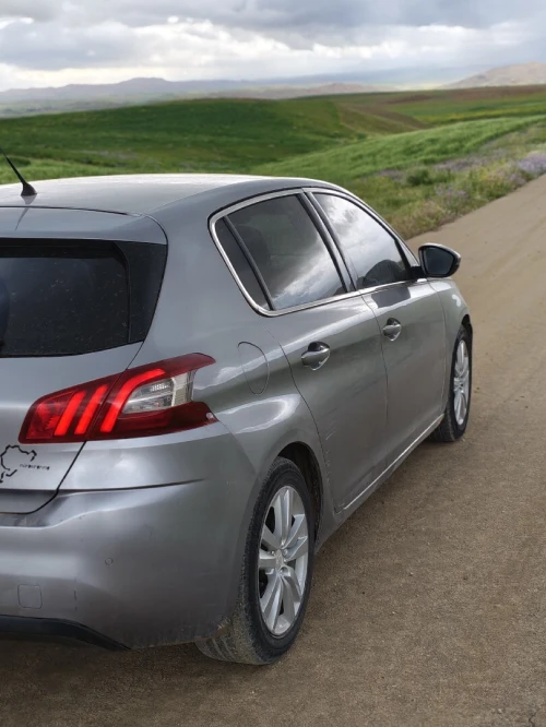 Peugeot 308 2015 