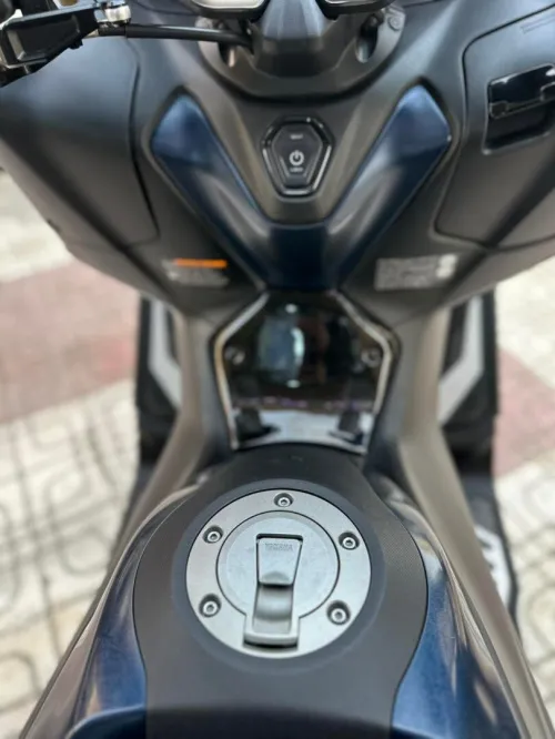 Yamaha Tmax 2023