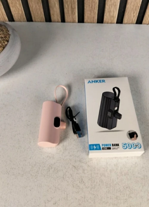 Mini Power Bank Portable Anker 10W 5000mAh avec Connecteur Direct - باور بانك مصغر ومحمول
