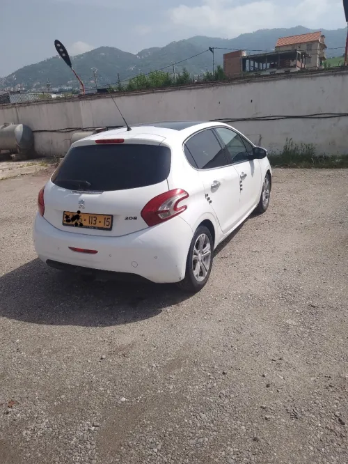 Peugeot 208 2013 Allure