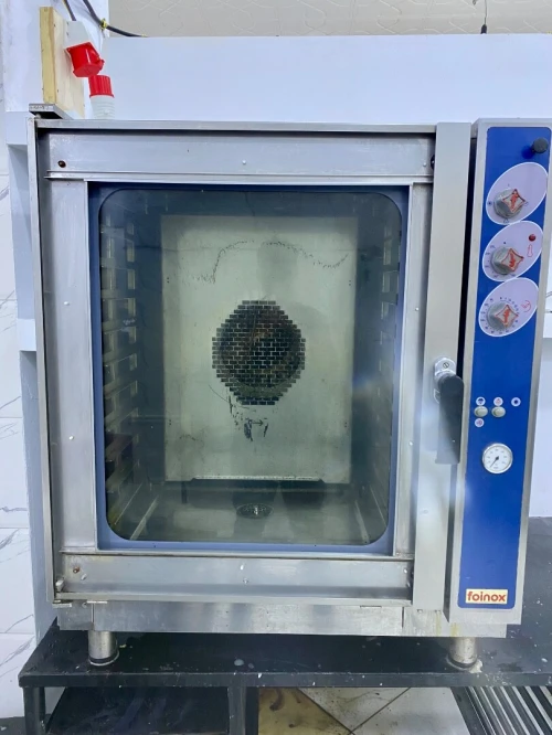 Four ventilé 10 plateaux foinox