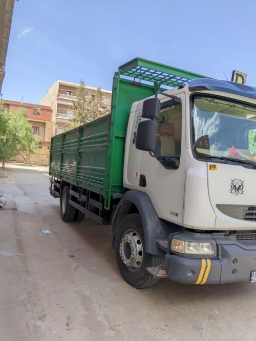Renault MIDLUM 2009