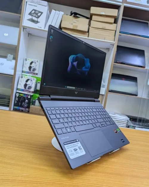 HP victus 15