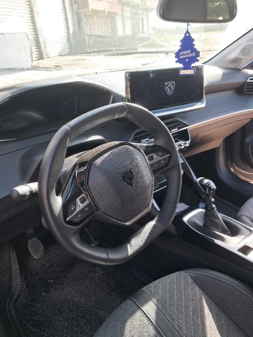 Peugeot 208 2024 Allure Pack