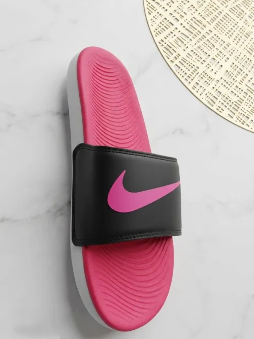 Nike Slides Pink & Black Original Lookصندل Nike لون فوشيا جديد