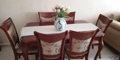 Table salle a manger 6 chaises
