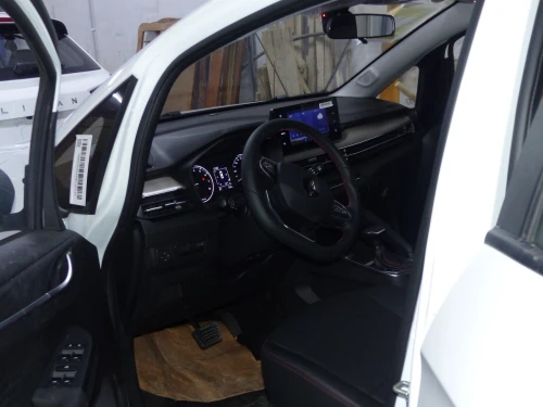 Livan X3 Pro  2025 Geely Livan X3 Pro 2025
