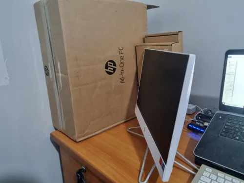 HP All in One AIO 22 avec double carte graphique